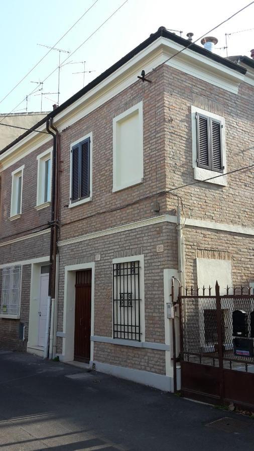 La Casetta Ferrara B&B Kültér fotó